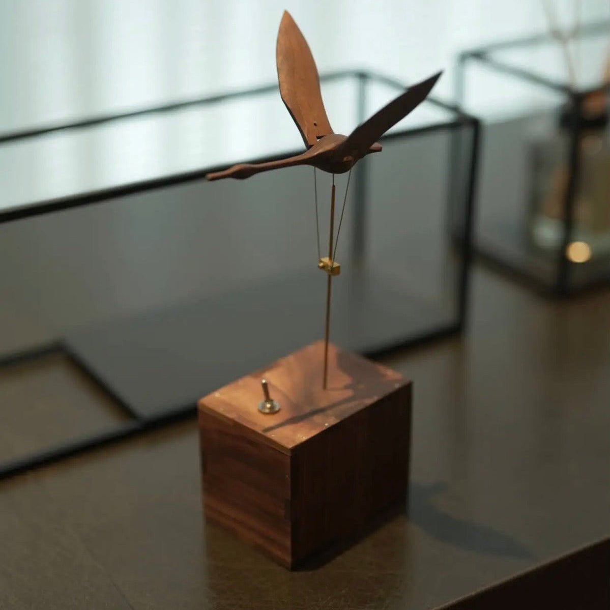 EverWood™ Handcrafted Walnut Swan Automato - Everwood