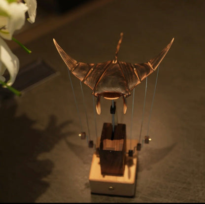 EverWood™ Handcrafted Wooden Manta Ray Automaton - Everwood